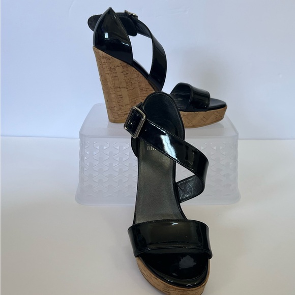 SOLD - Stuart Weizman black Patent Leather Cork Wedge Heel Sandal Oneliner - Picture 8 of 10